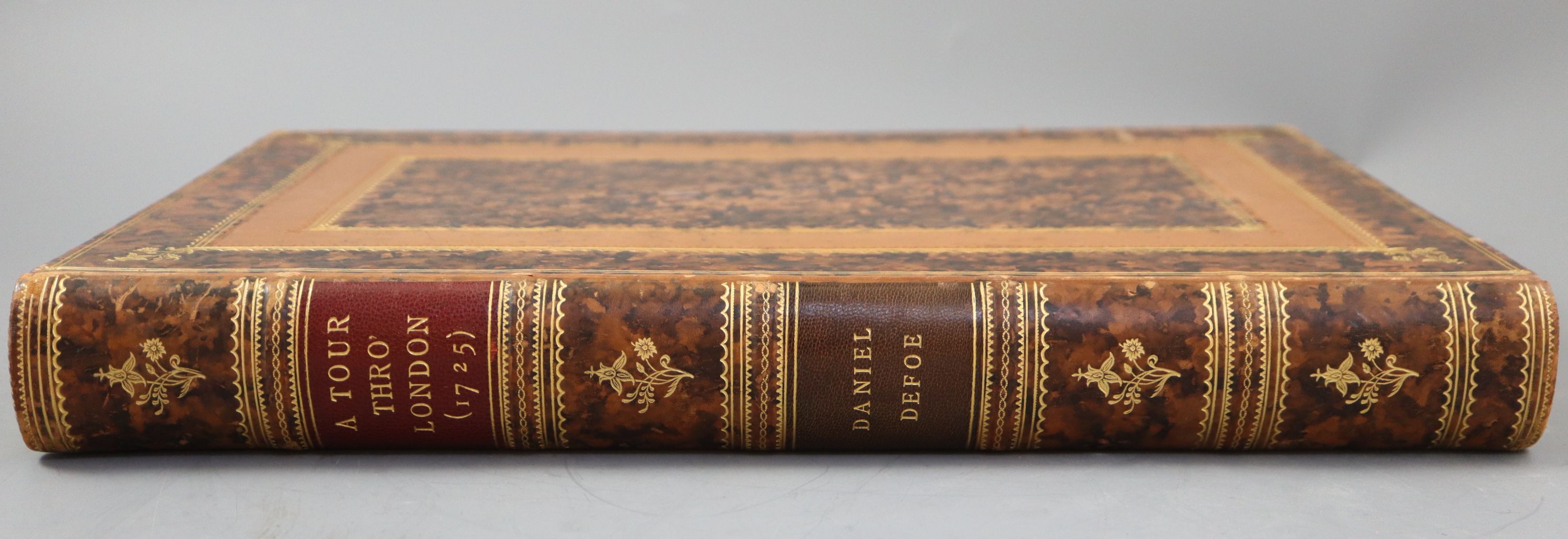 Defoe, Daniel - A Tour Through London,